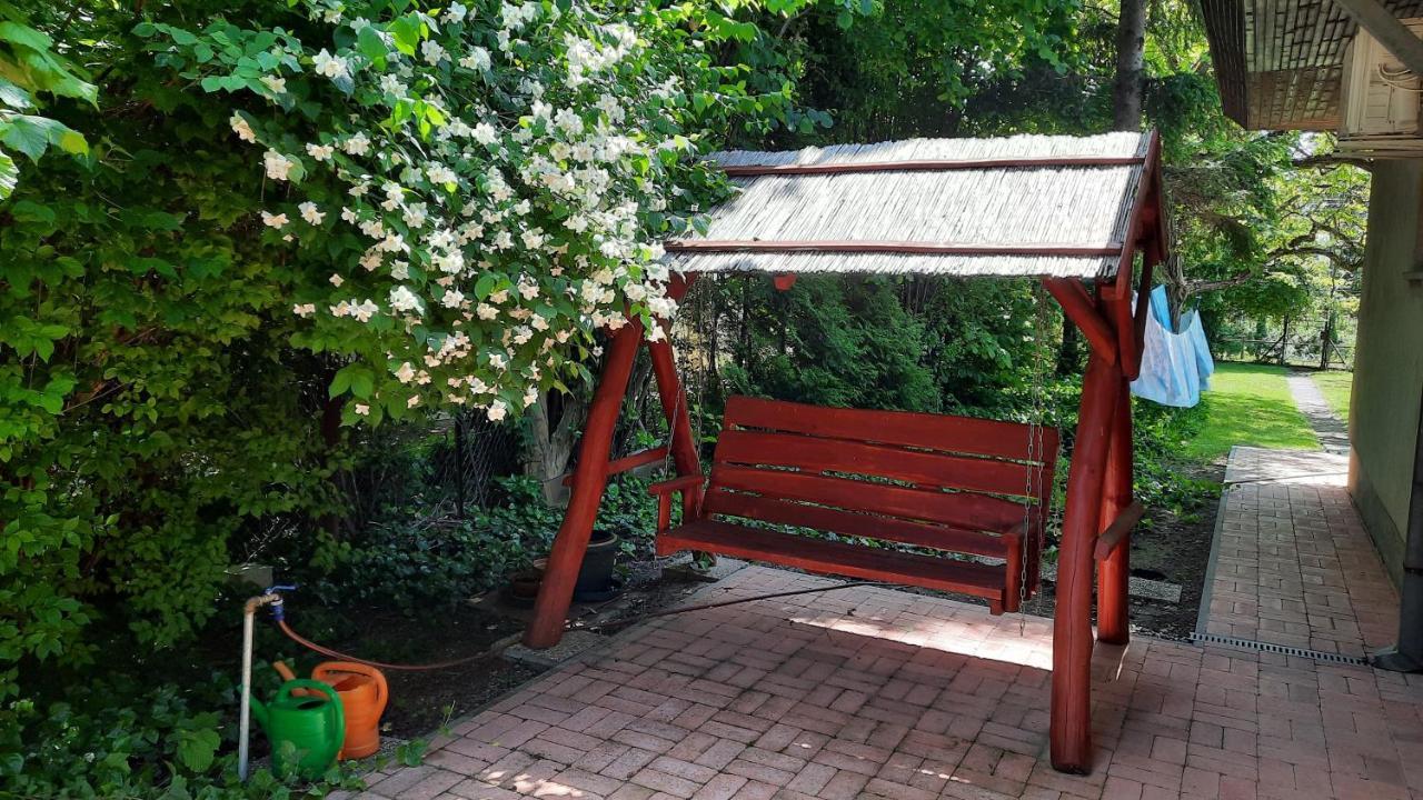 Biker Holiday Home Балатонакаратя Екстериор снимка